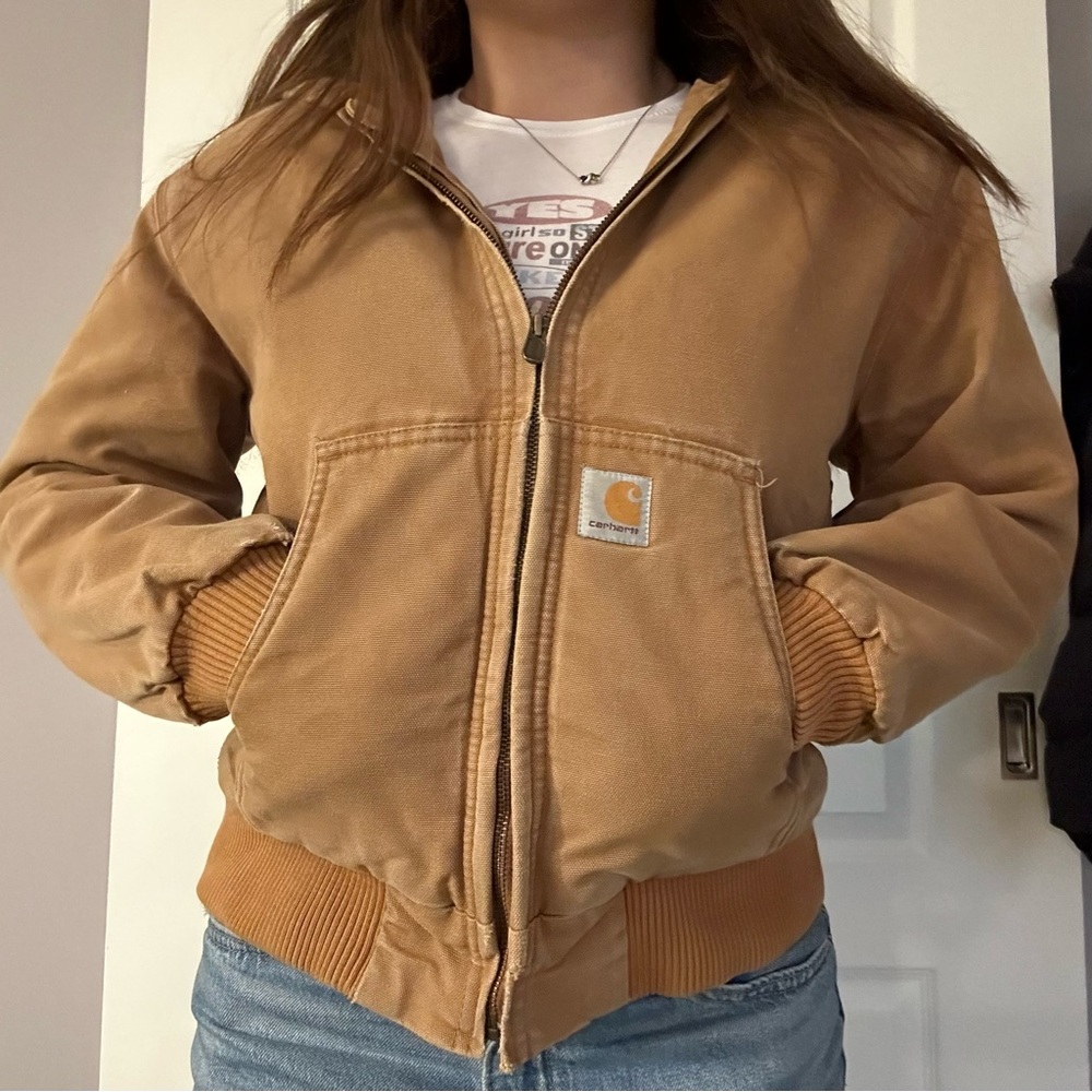 BROWN CARHARTT PUFFY JACKET
